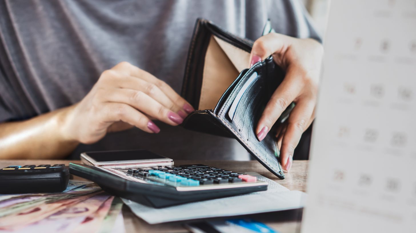 Co się dzieje z majątkiem przy upadłości konsumenckiej - co możesz stracić, a co zachować?